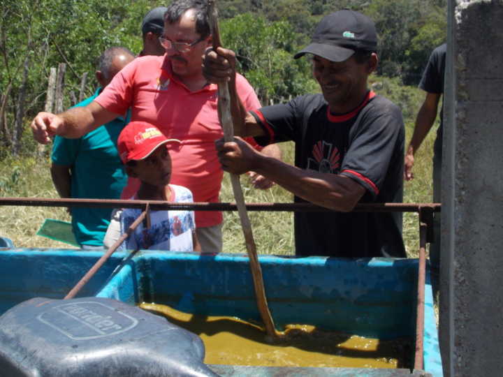 ATER/MDA: “Dia de Campo” reúne agricultores e agricultoras da Comunidade de Muritiba para produção do “BioGeo”